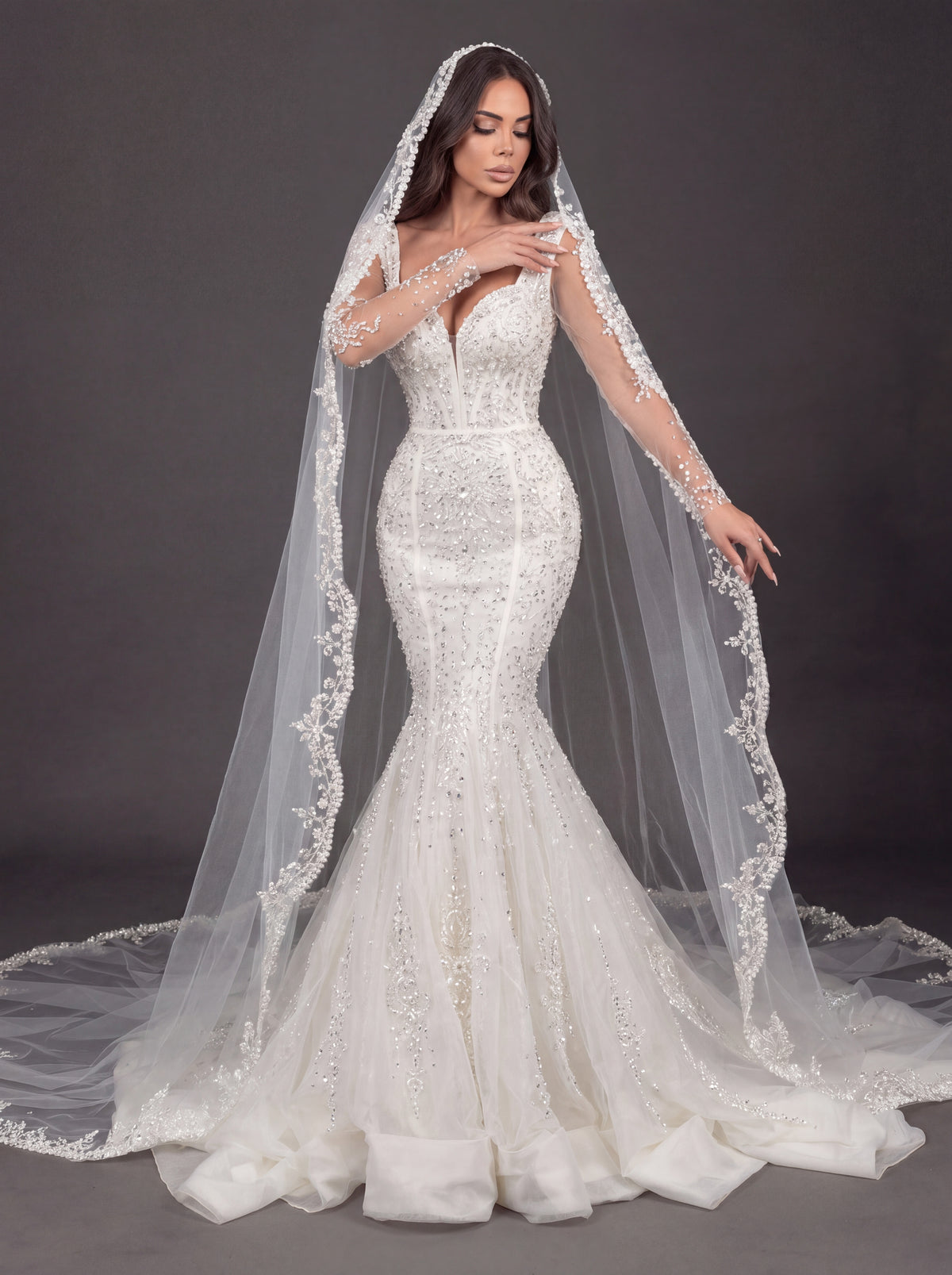 Sweetheart Corset Bridal Dress with Lace Sleeves & Floor-Length Veil – Ivory Crystal Embellished Mermaid Wedding Gown