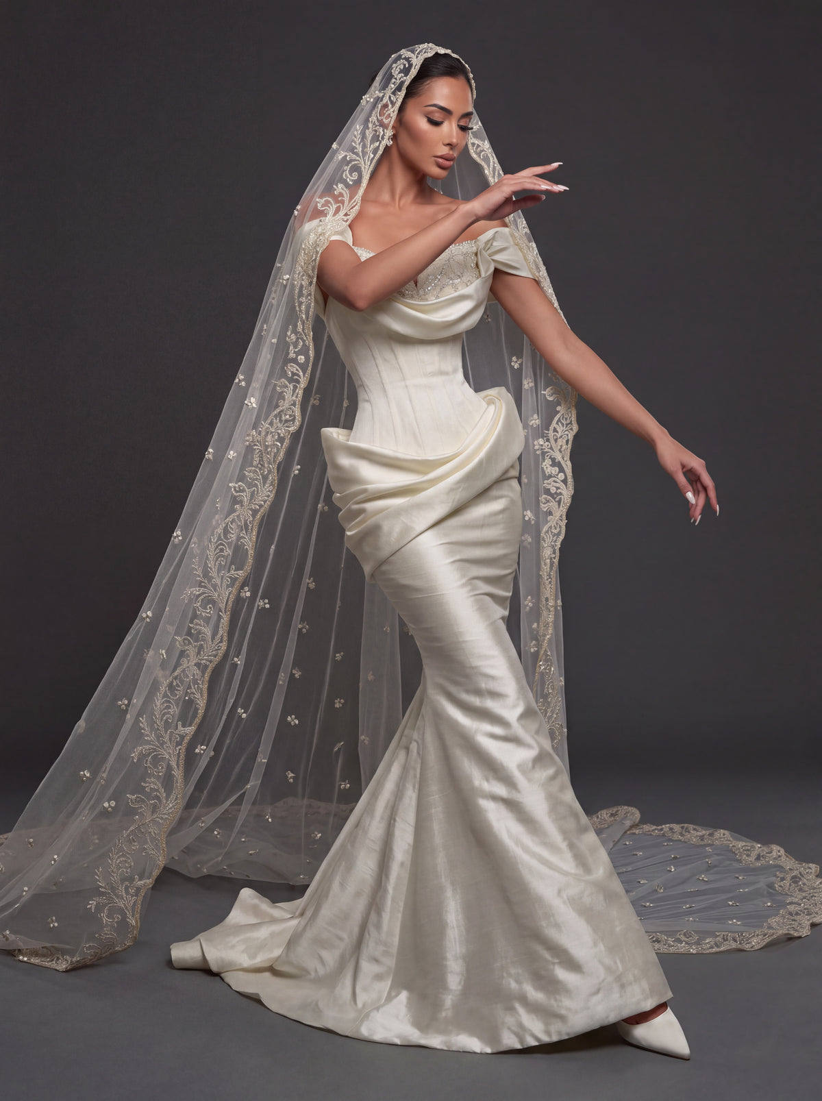 Pearl Embroidered Sweetheart Bridal Gown – Draped Satin Mermaid Silhouette with Sculpted Corset & Cathedral Lace Veil
